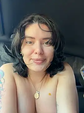 Živý XXX chat mangolini_parrocini