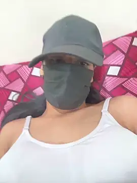 Manpreet057: διαδικτυακό σόου στην κάμερα