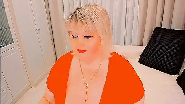 Živý XXX chat BIGTITSBBW