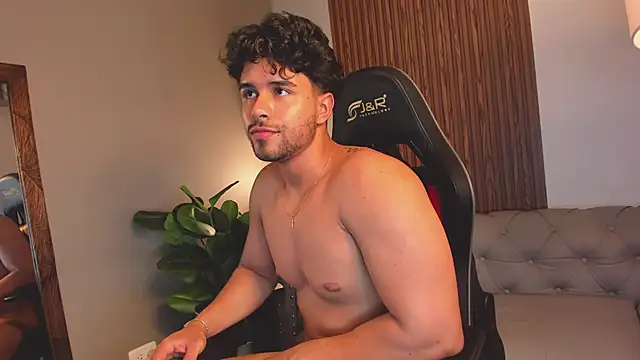 liam_collins21's Live XXX Chat