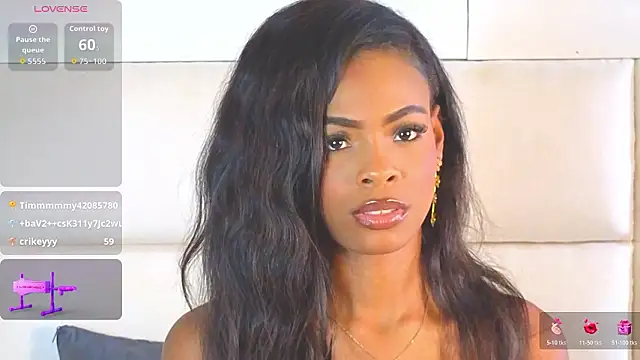 Chat XXX en directo de adaraSmiith