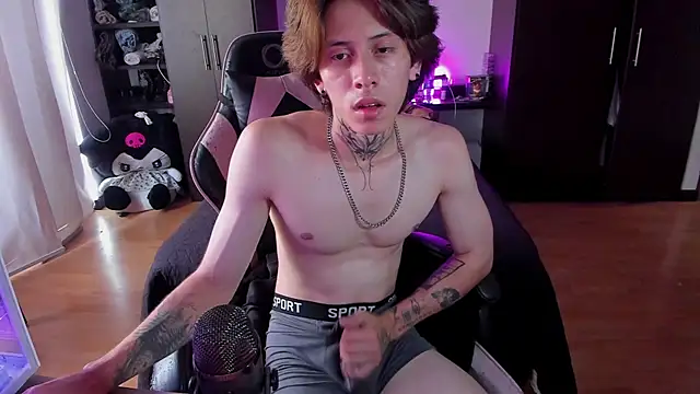 xIce_Boy Live XXX-chat