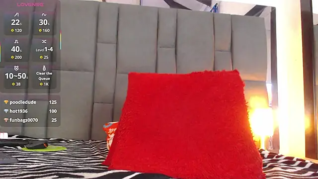 SELENA_BIGBOOBSn Live XXX chat