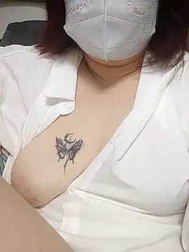 miniiceyyaのライブXXXチャット