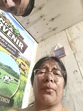 __valentina18 Chat XXX live