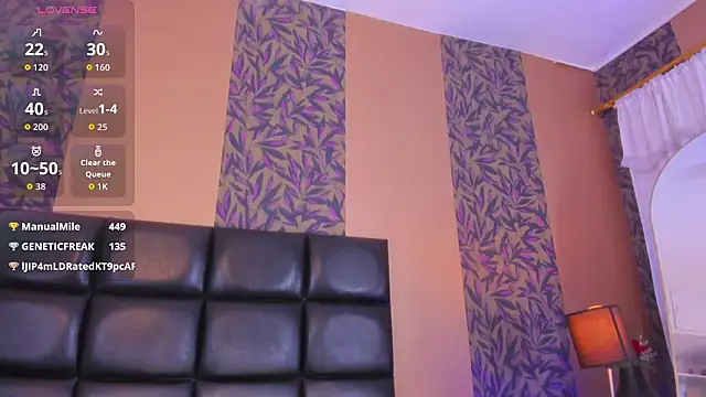 XXX chat uživo modela megan_al