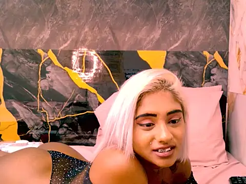 Chatroom XXX en direct de indian_barbie