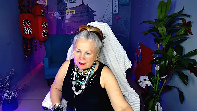 LilaMaharani Live XXX-Chat