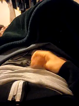 Zip_arabi: διαδικτυακό σόου στην κάμερα