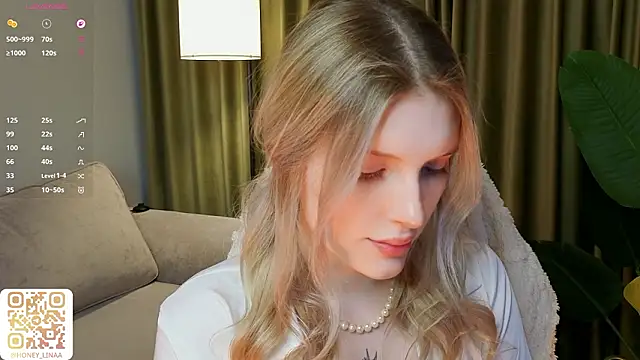 XXX chat uživo modela honey_kors