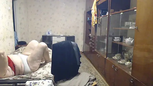 Chat +18 de HotLusi ao vivo