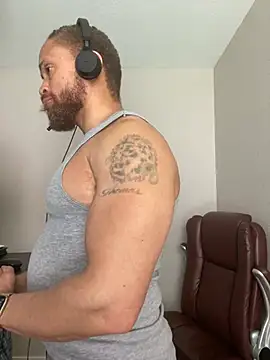 Fathero1time's Live XXX Chat