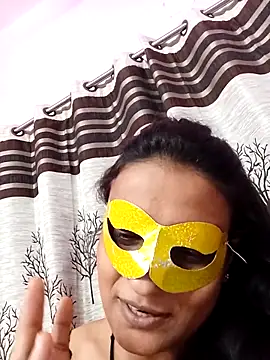 Gullapi: вебкам-шоу