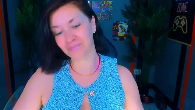 AnaMills' Live XXX Chat