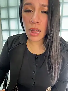 Sofia_Convers' Live XXX Chat