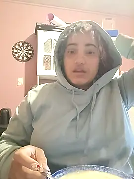 Hilarybunnyy Chat XXX in diretta