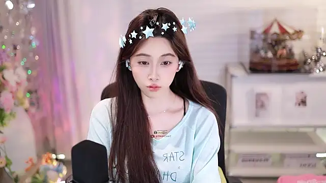 แชท XXX สดของ SleepArtist