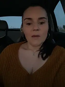 Chat +18 de Naira_Dan ao vivo