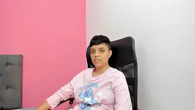 ariloe_quintero's Live XXX Chat