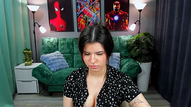 AnoraDarkのライブXXXチャット