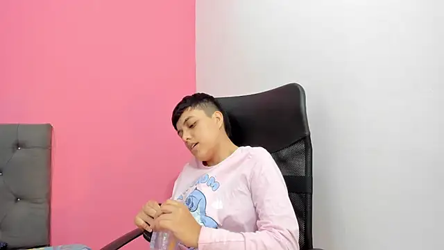 Chat XXX en directo de ariloe_quintero