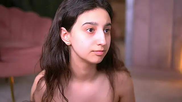 Chatroom XXX en direct de JullyFox