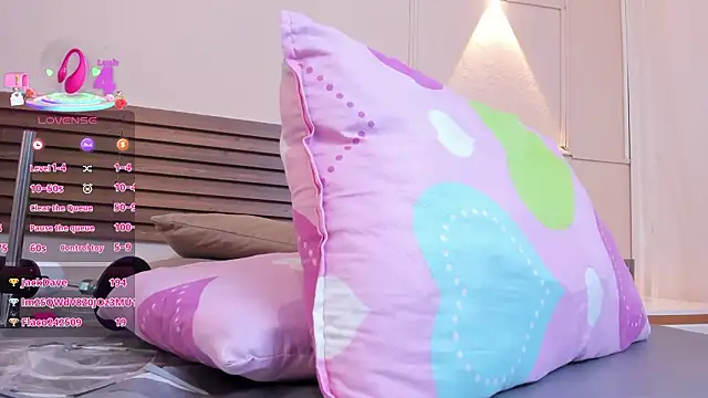 Czat XXX na żywo – mia_gold_