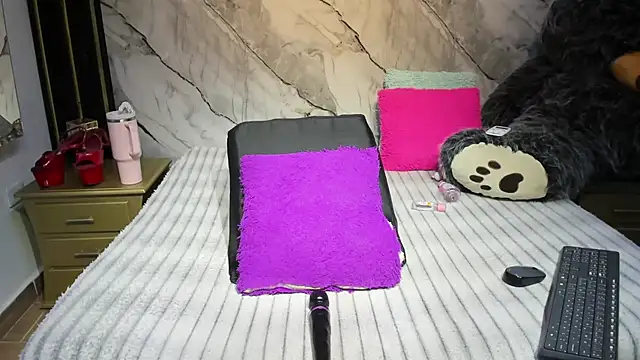 Niyirey1 即時 XXX 聊天