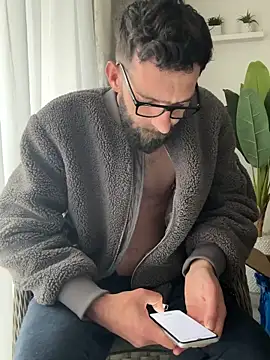 Michel_huge's Live XXX Chat