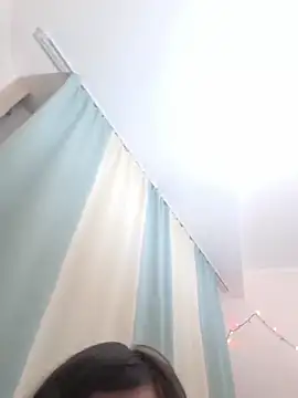 HellaWerlous Chat XXX live