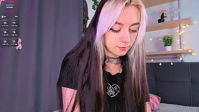 TristaRoht Chat XXX live