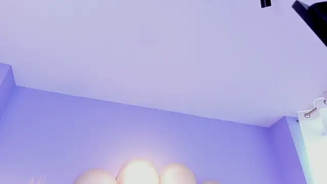 Natasha__Blue: онлайн-секс-чат