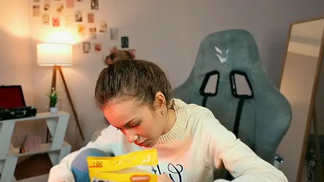 แชท XXX สดของ nexorine