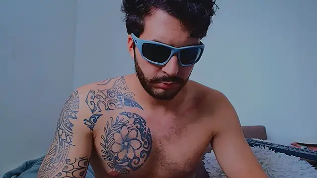 Онлайн чат XXX thomas_gun