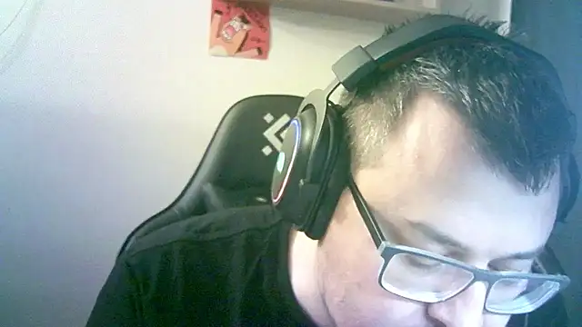 XXX chat uživo modela SirAbuser