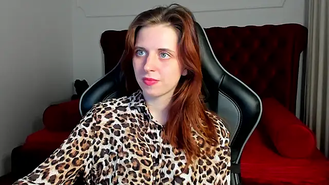 Chatroom XXX en direct de FreyaVey