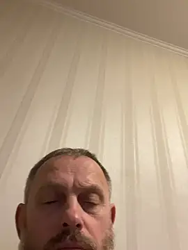 FroslのライブXXXチャット