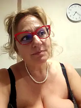 VirginiaNurse's Webcam Show