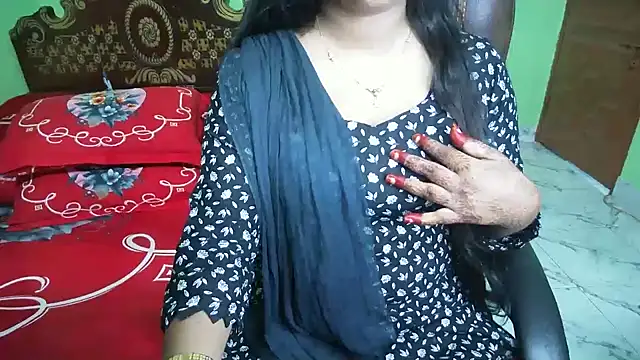 BengaliQueenStar's Live XXX Chat