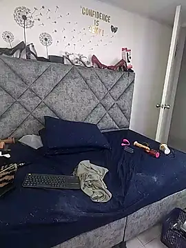 دردشة Shantey_Laurent الجنسية المباشرة