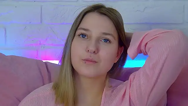 دردشة TinnaBurton الجنسية المباشرة