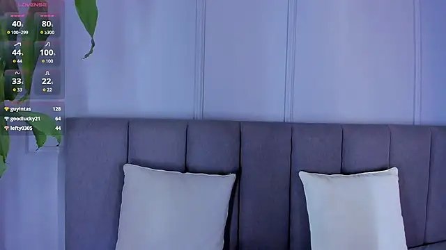 rousse_49's Live XXX Chat