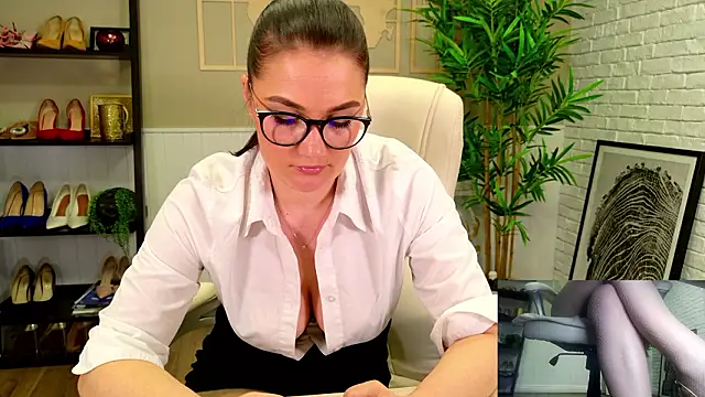 Chat XXX en directo de SelineSole