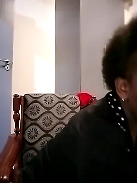 InnocentSlutXx live XXX chat