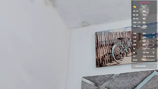 VALERIAQUEENTS__ live XXX chat