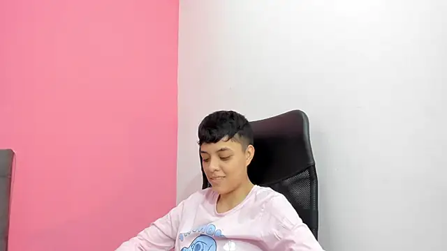 ariloe_quintero 即時 XXX 聊天