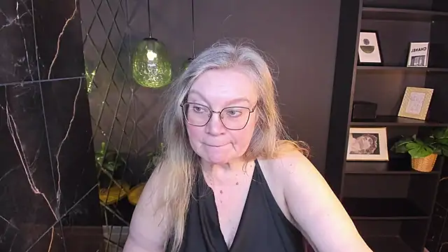 NataliMellow Chat XXX live