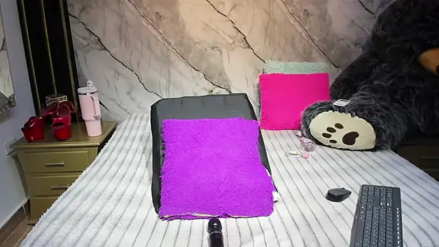 Chat XXX ao vivo de Niyirey1