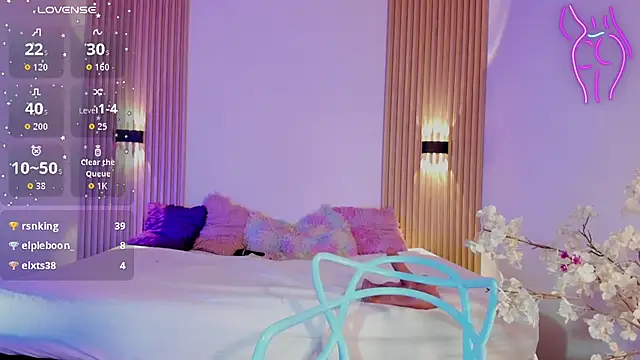 LaylaEmber: απευθείας συνομιλία ΧΧΧ