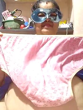 tamilthanushri: онлайн-секс-чат